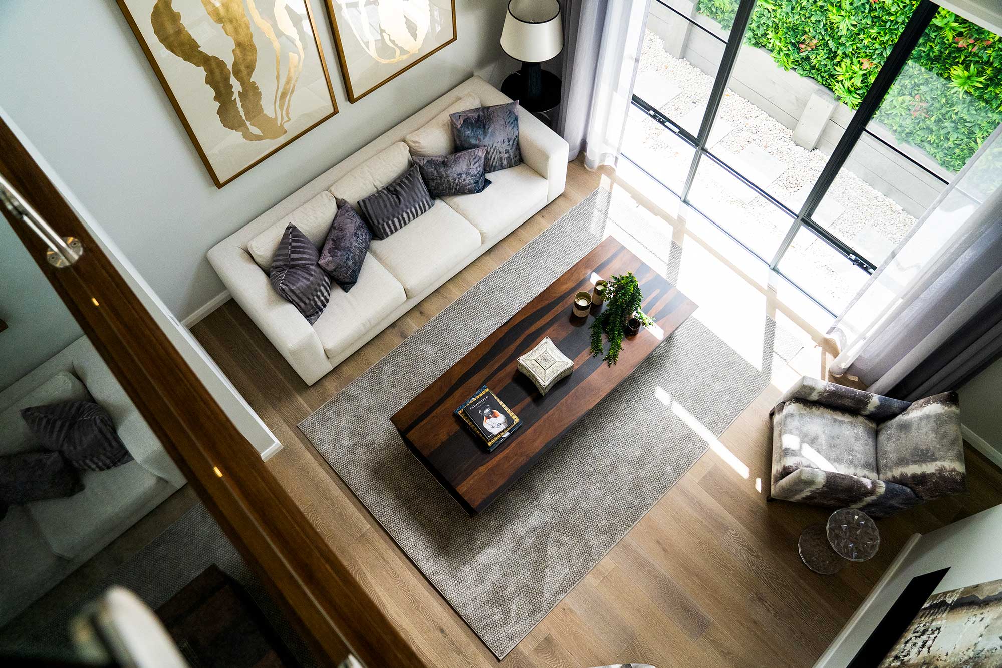 H0279-hallharthomes-provincial-custom-designs-024